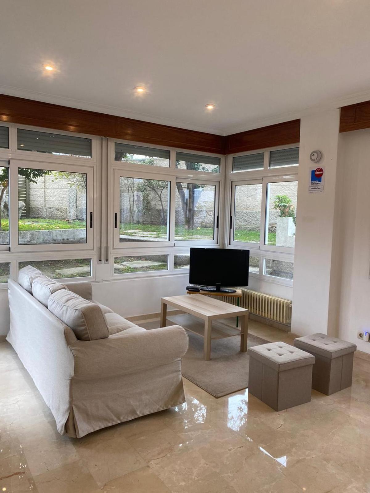 Chalet Adosado Independiente En Vigo - Canido Oya Extérieur photo